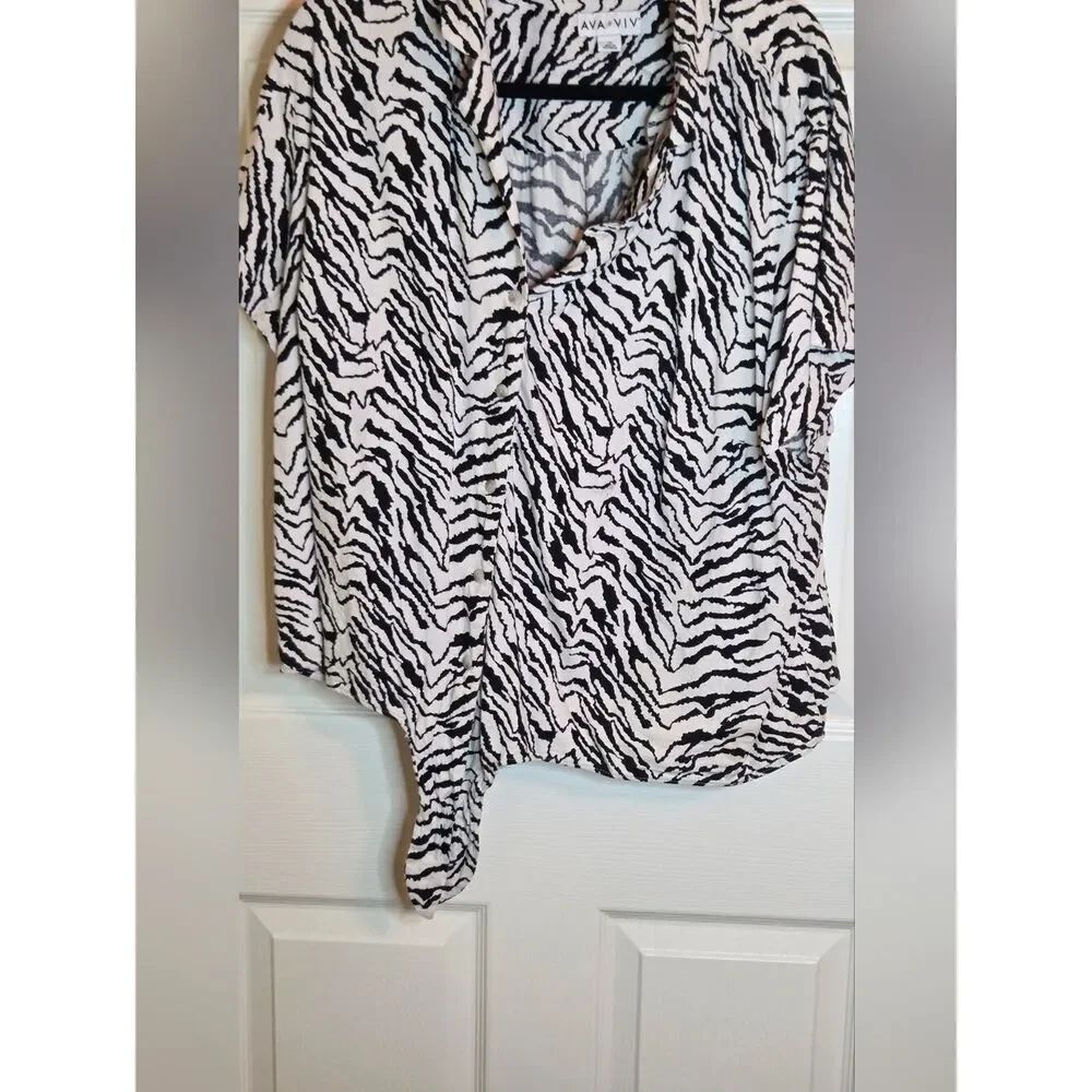 AVA&VIV 2X Black White Zebra Print LINEN Blend Shrtslv ButtonsUp Women Shirt